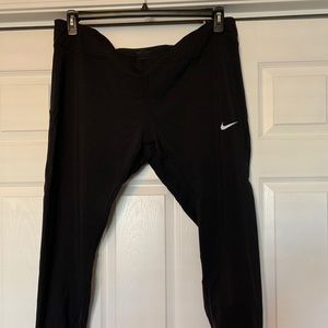 Nike Plus Size Leggings